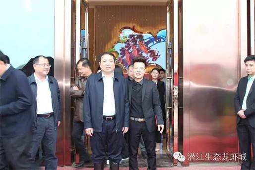 说明: https://mmbiz.qlogo.cn/mmbiz/sk1GdZKcqrTk6afFia0TQYMWdgGRoeS5vCpAXkXULypWgDFHv3fHys3g2XWJUMQ1j14cTuTC1D5JiaesFYqQL5ibw/0?wx_fmt=jpeg